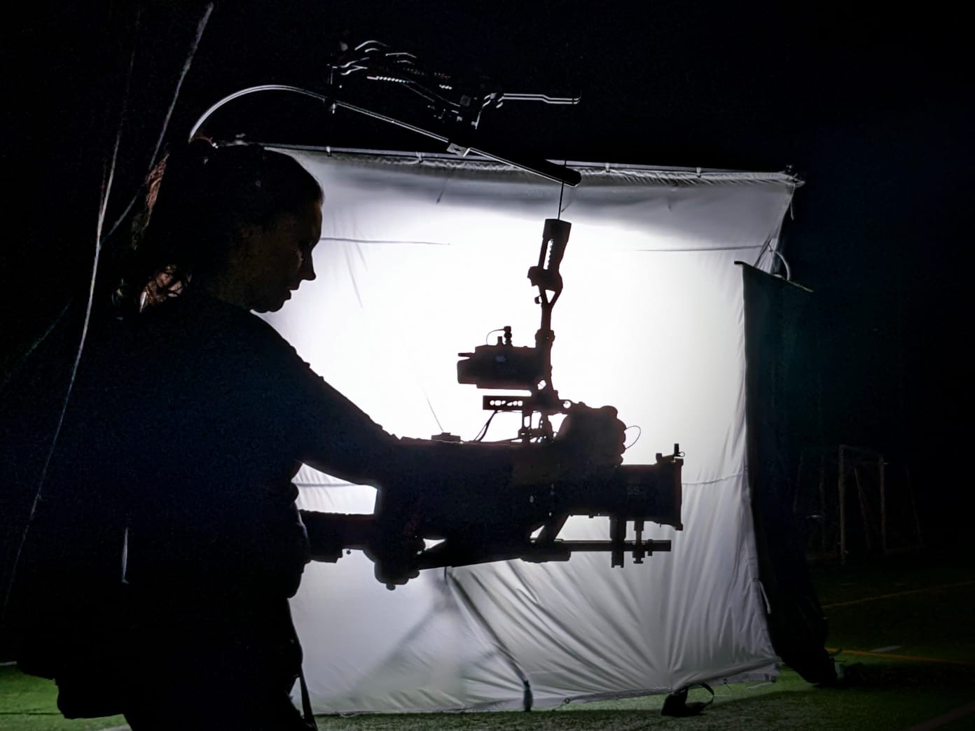 Stadion Nacht mit Pyrotechnik